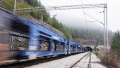 PRVE SLIKE SA MESTA SUDARA VOZOVA KOD ODŽAKA: U železničkoj nesreći povređeno više osoba (FOTO)