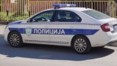 ŽENA PALA SA ZGRADE NA NOVOM BEOGRADU: Policija i Hitna pomoć na licu mesta