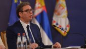 VAŽNO DA SE ISPITA LEGITIMITET NOSILACA DRŽAVNIH FUNKCIJA Predsednik Vučić o mogućem savetodavnom referendumu