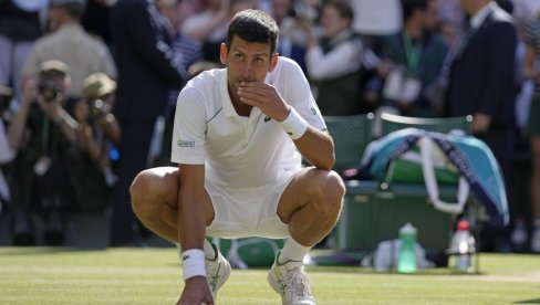 BRUKA I SRAMOTA VIMBLDONA! Ovo što je Novak Đoković doživeo od organizatora je nečuveno BRUKA I SRAMOTA VIMBLDONA! Ovo što je Novak Đoković doživeo od organizatora je nečuveno
