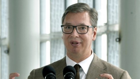 VUČIĆ SE OBRATIO MLADIMA: Požurite! Ogroman interes za subvencionisane stambene kredite (VIDEO)