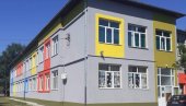 OD KROVA DO NOVIH PROZORA: U toku kompletno renoviranje škole kod Plandišta OD KROVA DO NOVIH PROZORA: U toku kompletno renoviranje škole kod Plandišta