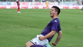 DILEME VIŠE NEMA, JOVIĆ I FIORENTINA SU U KRIZI: Viola je potrošila sve kredite, Verona mora pasti!