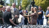 ISPUNIĆEMO ONO ŠTO JE REALNO: Vučić o protestima poljoprivrednika i šetnji protiv Europrajda (VIDEO)