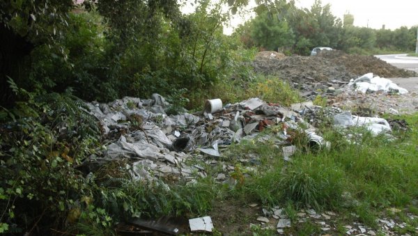 НОВЧАНЕ КАЗНЕ И 100.000 ДИНАРА: Нема више остављања отпада испред зграде после радова у становима
