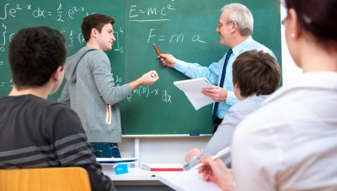 PROSVETARI DOBIJAJU POVEĆANJE PLATE: Otkriveno kada će primiti prvu isplatu
