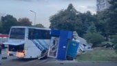 SNIMAK SA MESTA TRAGEDIJE U BUGARSKOJ: Poginuli policajci dok su pokušavali da zaustave vozača autobusa (VIDEO)