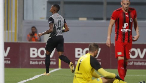 НЕ ОЧЕКУЈТЕ МНОГО ГОЛОВА: Роверси јуре прву победу у такмичењу