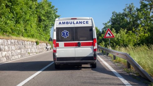 JOŠ JEDNA ŽRTVA NEVREMENA U CRNOJ GORI: Vetar srušio kran, muškarac stradao na licu mesta