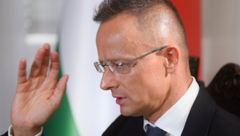 TO JE MNOGO OPASNO: Sijarto protiv ulaska Ukrajine u EU