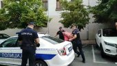 УХАПШЕН ОСУМЊИЧЕНИ ЗА НАПАД НА ПОЛИЦАЈЦА У НОВОМ САДУ: Код младића пронађени и наркотици