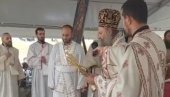 PATRIJARH SLUŽIO LITURGIJU U JASENOVCU:  Službi prisustvovali brojni zvaničnici i vernici