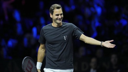 NIJE ZA BACANJE: Rodžer Federer podsetio na stare dane (VIDEO) NIJE ZA BACANJE: Rodžer Federer podsetio na stare dane (VIDEO)