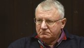 КРИЈЕ СЕ ЈОШ ВЕЋА ОПАСНОСТ У ПОЗАДИНИ Алармантно Шешељево упозорење - То било узајамно разарање