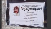 ОГЛАСИЛА СЕ МАЈКА УБИЈЕНЕ ДЕВОЈЧИЦЕ: Сузана на друштвеним мрежама објавила умрлицу