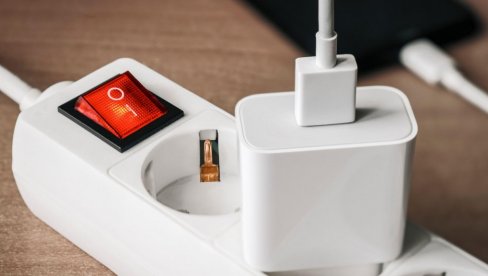 ЗАБОРАВИТЕ ПРОДУЖНИ КАБЛ: Ове кућне уређаје треба прикључивати директно на зидну утичницу