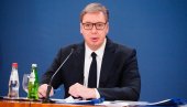 ISTORIJSKO VUČIĆEVO OBRAĆANJE NACIJI: Nema sankcija Rusiji; tzv. Kosovo ne može u UN; Rastu plate i penzije; Novčana pomoć mladima (VIDEO)