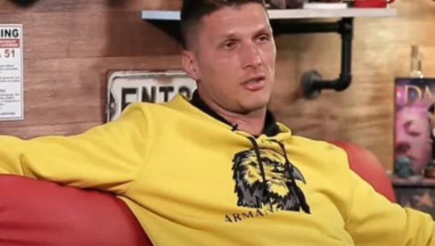 ПАРТИЗАНУ И ЗВЕЗДИ ПОМАЖЕ ДРЖАВА : Хрват о суноврату тамошње кошарке и вечитима ПАРТИЗАНУ И ЗВЕЗДИ ПОМАЖЕ ДРЖАВА : Хрват о суноврату тамошње кошарке и вечитима