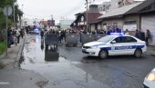 ОТПАДНЕ ВОДЕ  ДА НЕ ТЕКУ  МИРИЈЕВОМ: Житељи Јованке Радаковић и јуче на два сата блокирали улицу уочи састанка са представницима града