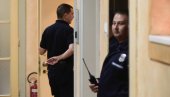 СУЂЕЊЕ БЕЛИВУКОВОЈ ГРУПИ: Веља Невоља и Миљковић не признају ниједно кривично дело (ФОТО) СУЂЕЊЕ БЕЛИВУКОВОЈ ГРУПИ: Веља Невоља и Миљковић не признају ниједно кривично дело (ФОТО)