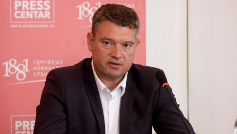 KIDNAPOVALI SU PREDSTAVNIKA VLADE SRBIJE! Petković: Sve diplomatske predstavnike prvo ću pitati šta je Popović pogrešio u vezi sa OVK KIDNAPOVALI SU PREDSTAVNIKA VLADE SRBIJE! Petković: Sve diplomatske predstavnike prvo ću pitati šta je Popović pogrešio u vezi sa OVK