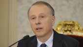 ИСПЛИВАЛА ПРАВА ИСТИНА: Ректор Ђокић осмислио пленуме! (ФОТО)
