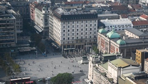 ТОПЛОТА ОСТАЈЕ, АЛИ... Данас ће се облаци надвити над Србијом