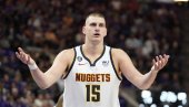 NAVIJAČI DENVERA ZABRINUTI: Nikola Jokić povređen?