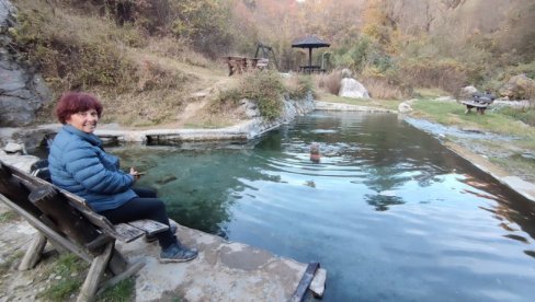 DAG BANJICA IZLEČILA I ĆERKU TURSKOG VELMOŽE: Lekovita voda kod Pirota privukla i par iz Jerusalima (FOTO)