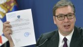 VUČIĆ SE OBRATIO JAVNOSTI: Rekao sam Kvinti i EU da je to notorna laž i da obmanjuju javnost, to o tablicama nigde ne piše (VIDEO)