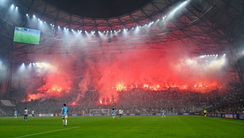 DERBI PRVOG KOLA LIGE EVROPE SE IGRA U AMSTERDAMU: Ovi timovi su navikli da nastupaju u Ligi šampiona DERBI PRVOG KOLA LIGE EVROPE SE IGRA U AMSTERDAMU: Ovi timovi su navikli da nastupaju u Ligi šampiona