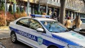 УЖАС У НОВОМ САДУ: Младић (22) упуцан насред улице, полиција трага за нападачем