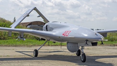ОД ВУНДЕРВАФЕ ДО БЕСКОРИСНОГ ОРУЖЈА: Турски бајрактари ТБ2 пред великим искушењем у Украјини ОД ВУНДЕРВАФЕ ДО БЕСКОРИСНОГ ОРУЖЈА: Турски бајрактари ТБ2 пред великим искушењем у Украјини