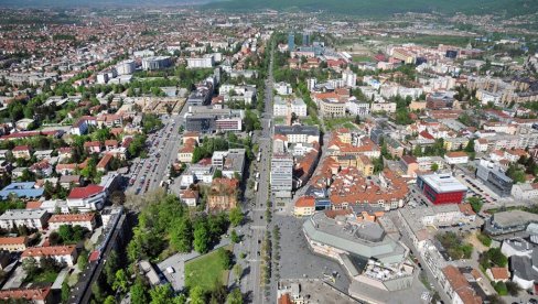 HRVATSKOJ KOMPANIJI 35 MILIONA KM ZA RASVETU U BANJALUCI: Stanivuković potpisao odluku iako je Skupština grada protiv HRVATSKOJ KOMPANIJI 35 MILIONA KM ZA RASVETU U BANJALUCI: Stanivuković potpisao odluku iako je Skupština grada protiv