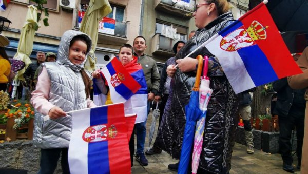 УЧИНИЋУ СВЕ ДА ПОМОГНЕМО НАШЕМ НАРОДУ И ДА ГА ЗАШТИТИМО: Јаке поруке председника Вучића (ВИДЕО)