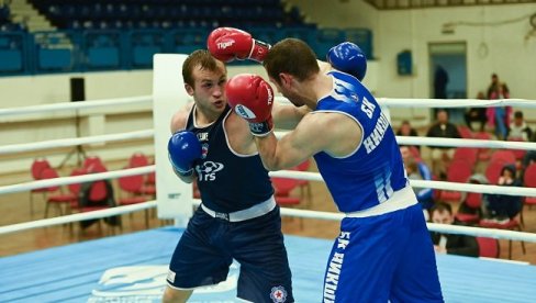 БОКС СПЕКТАКЛ У НОВОМ ПАЗАРУ Шампионат Србије почиње у среду