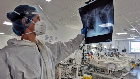 ПОРАСТ БРОЈА ЗАРАЖЕНИХ КОРОНА ВИРУСОМ Батут: Грип се очекује у новембру