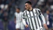 JUVENTUS SE POVAMPIRIO: Stara dama i Kostić  izazivaju SMS-a i Lacio