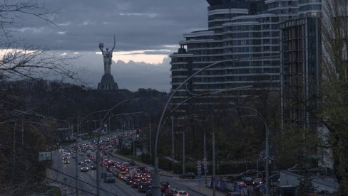 SEDMOGODIŠNJAK NAMERNO PODMETNUO POŽAR: Dečak zapalio tržni centar Kosmopolit” u Kijevu