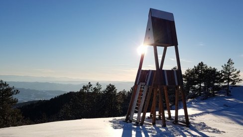 SRBIJU DANAS ZADESIO VREMENSKI FENOMEN: U Leskovcu temperatura u minusu, a na Kopaoniku izmereno pet stepeni SRBIJU DANAS ZADESIO VREMENSKI FENOMEN: U Leskovcu temperatura u minusu, a na Kopaoniku izmereno pet stepeni