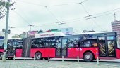 AUTOBUSI SU KOMFORNI, A MOTOR PREDE: Reporteri Novosti se provozali novim vozilom na gas turske firme BMC, koji saobraća na liniji 31