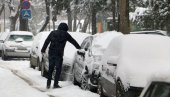 GENIJALAN TRIK: Kako da vam se vrata na automobilu nikad NE ZALEDE