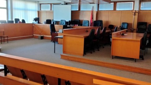 U KUĆNOM PRITVORU S NANOGVICOM: Postupak protiv maloletnice iz Futoga zbog aludiranja na „Ribnikar“