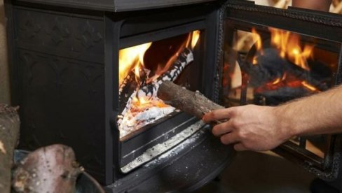 OVA DRVA SU NAJISPLATIVIJA ZA GREJANJE TOKOM ZIME: Proći ćete najjeftinije, a najduže gore i održavaju toplotu