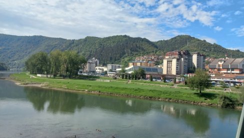 ZA BOLJI ŽIVOT IZBEGLIH I RASELJENIH IZ FBIH: Zvorničko naselje uz pomoć Češke dobija kanalizaciju i prečistač otpadnih voda