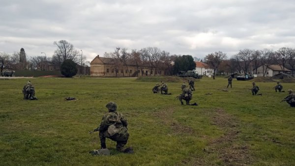 ПРОВЕРА ОБУЧЕНОСТИ ВОЈНИКА: Септембарска генерација на тесту