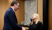 VUČIĆ SE SUSREO SA ĐORĐOM MELONI: Bliska saradnja dveju zemalja i poziv za premijerku Italije da poseti Srbiju (FOTO)