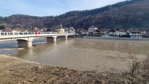 LIM KOD PRIJEPOLJA U BLAGOM PORASTU: Dežurne službe u pripravnosti