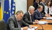 PAO DOGOVOR: Dodik, Čović i Nikšić potpisali sporazum o formiranju vlasti na nivou BiH PAO DOGOVOR: Dodik, Čović i Nikšić potpisali sporazum o formiranju vlasti na nivou BiH