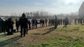 ПРОНАЂЕНО ЈОШ 200 ИЛЕГАЛНИХ МИГРАНАТА: Акција полиције у Кањижи и Новом Кнежевцу